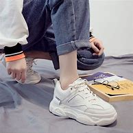 Giày Sneaker Trắng Đế Cao